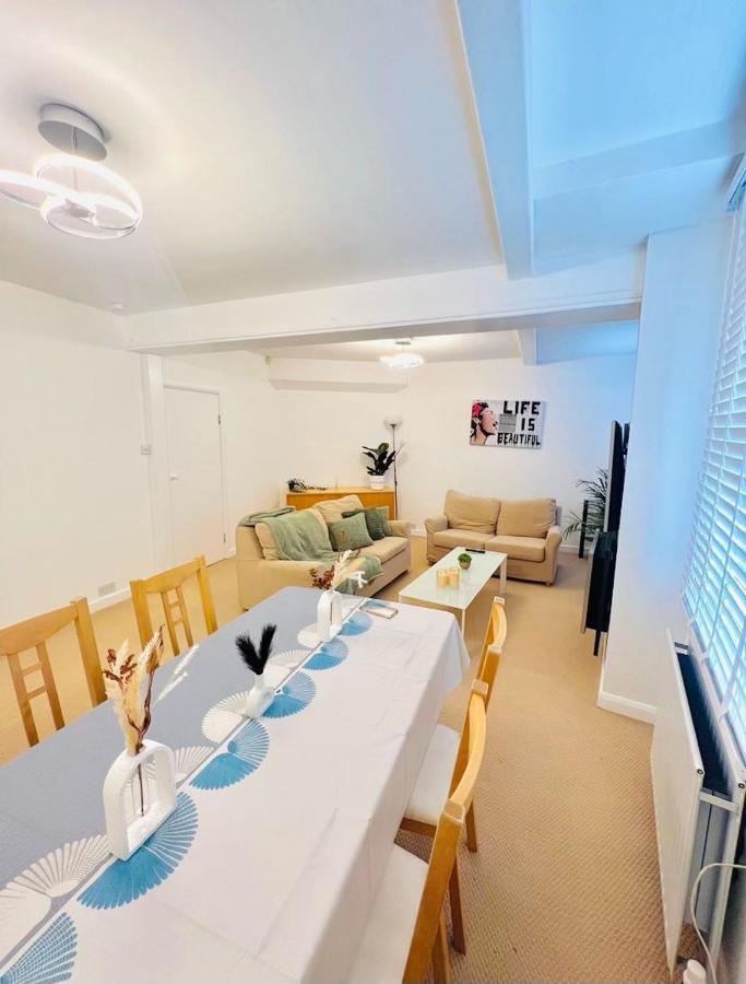 The Vista Apartment لندن المظهر الخارجي الصورة